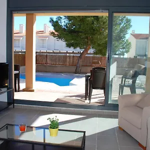 villa-marina-del-port-1.catalonia-hotels.com/